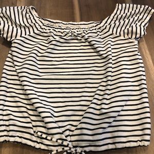 Madewell cotton poly black and white striped top with tie bottom size large